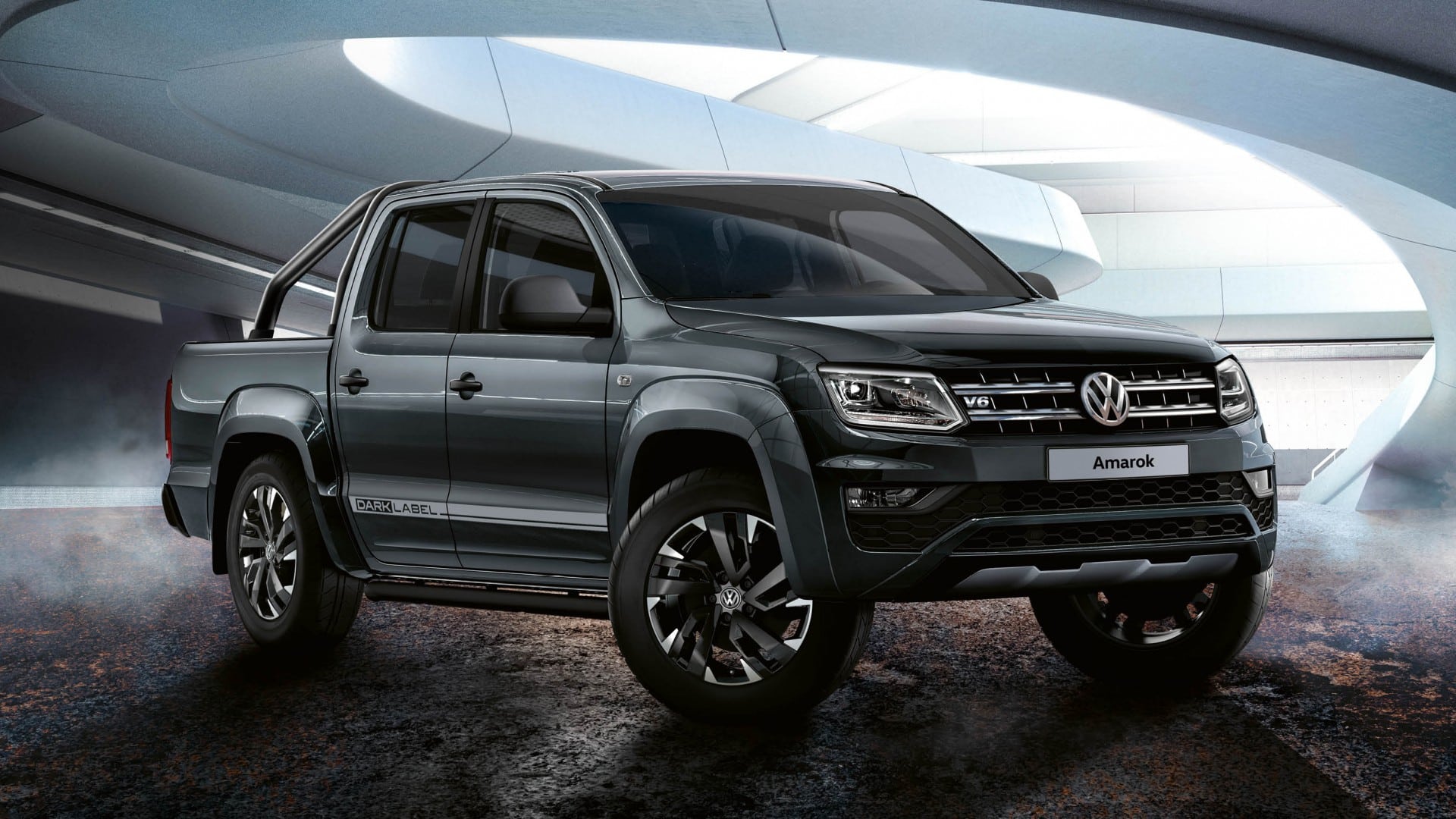 Amarok-dark-label